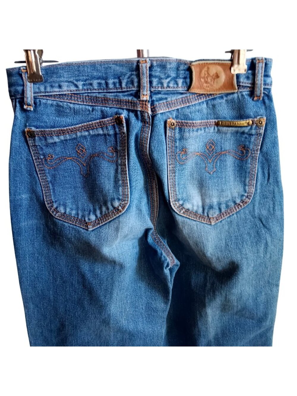 True Vintage Jeans 26x34 80s Britannia Denim Embroidered Western Pockets Bootcut
